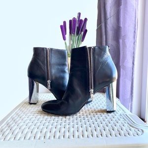 Calvin Klein Savana Leather Mirrored Booties